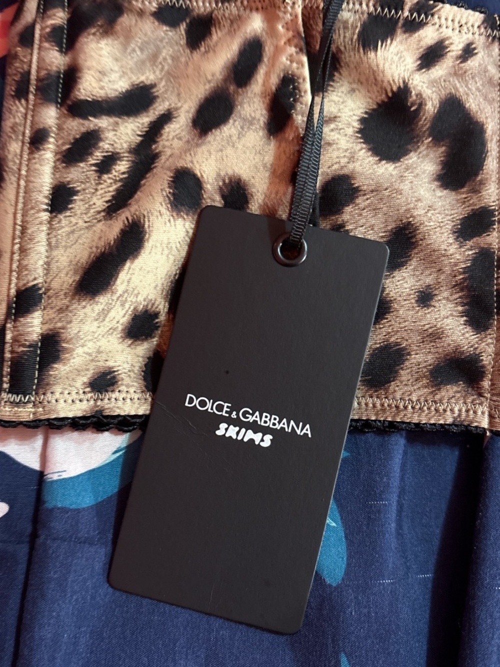 Skims x dolce and gabbana leopard bralette - Picture 3 of 3